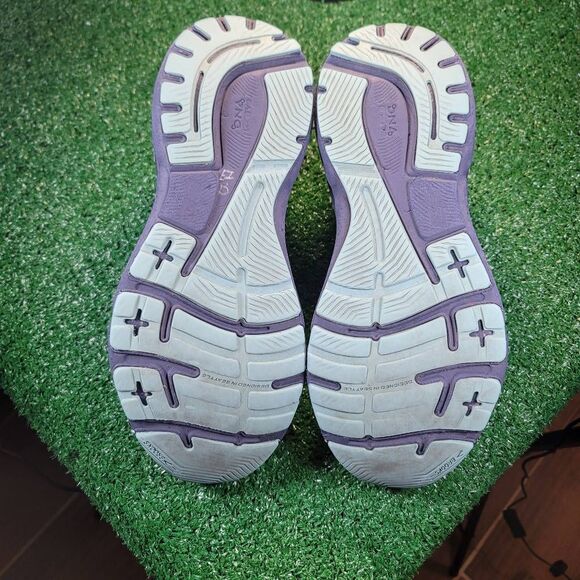 BROOKS ADRENALINE GTS 23 - Women's Running Shoes - SIZE 11 - Picture 8 of 9